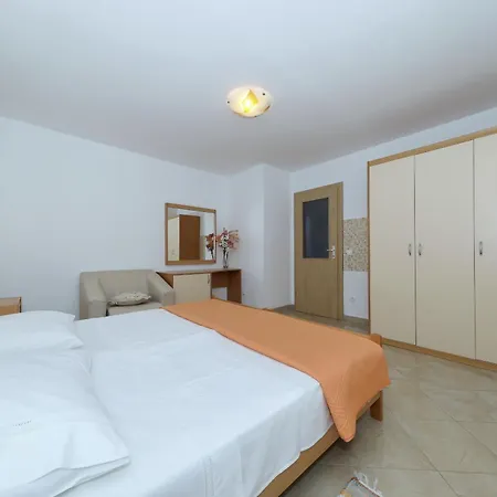Polaca Nyaraló Kakma
